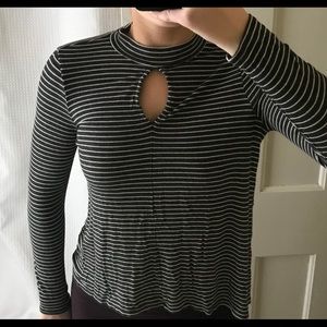 American Eagle Long Sleeve Stripe shirt